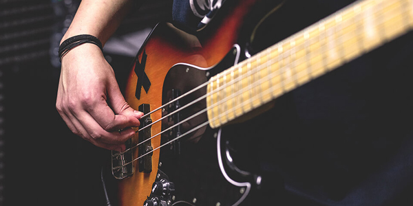 🎸 Cursuri de chitară și chitară bass