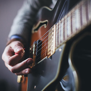 🎸 Cursuri de chitară și chitară bass